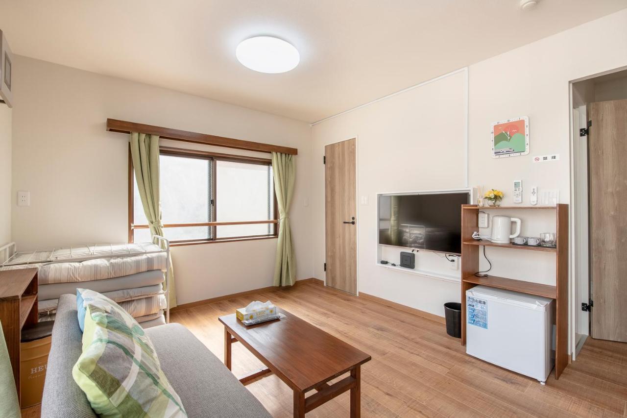 Uhome Suite Kizuna Ikebukuro Tokió Kültér fotó
